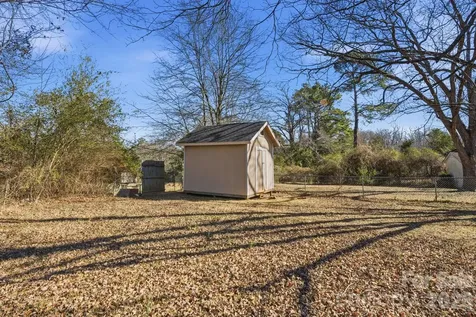 802 Chesterfield Avenue Lancaster SC 29720