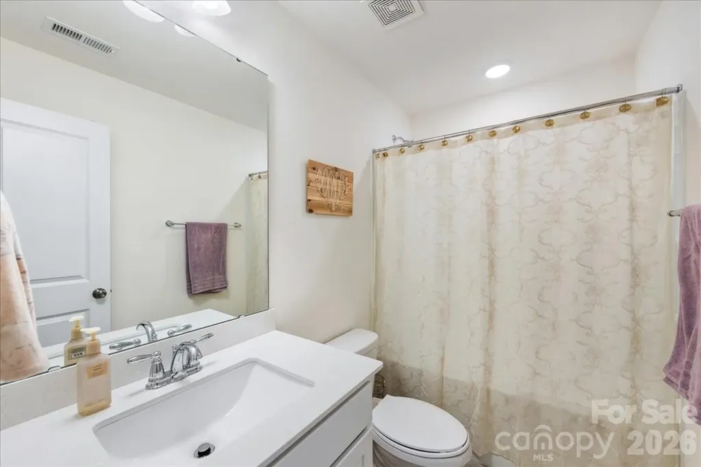 5923 Hampstead Pond Lane Matthews NC 28105