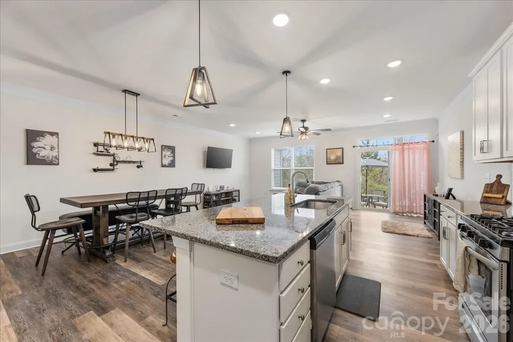 5923 Hampstead Pond Lane Matthews NC 28105