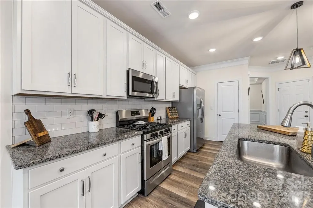 5923 Hampstead Pond Lane Matthews NC 28105