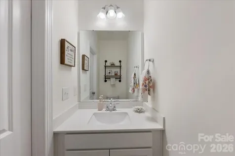 5923 Hampstead Pond Lane Matthews NC 28105