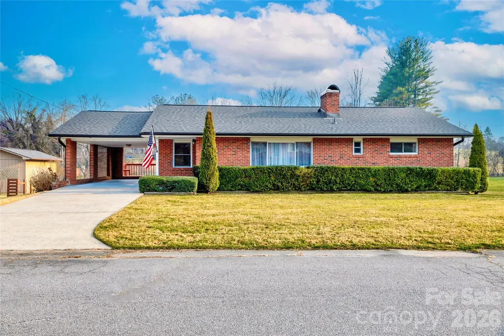 112 Allison Road Brevard NC 28712