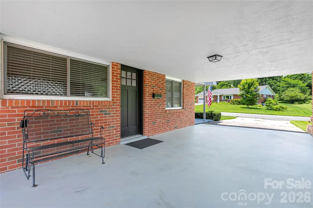 112 Allison Road Brevard NC 28712