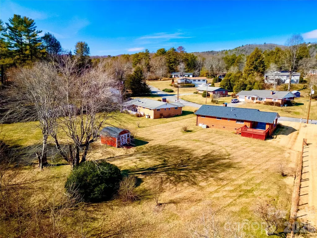 112 Allison Road Brevard NC 28712