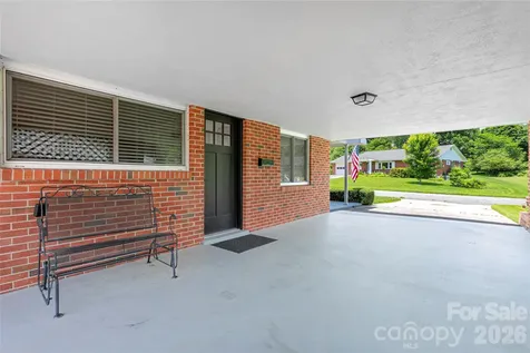 112 Allison Road Brevard NC 28712