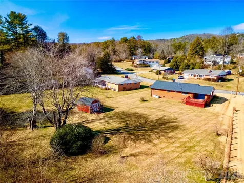 112 Allison Road Brevard NC 28712