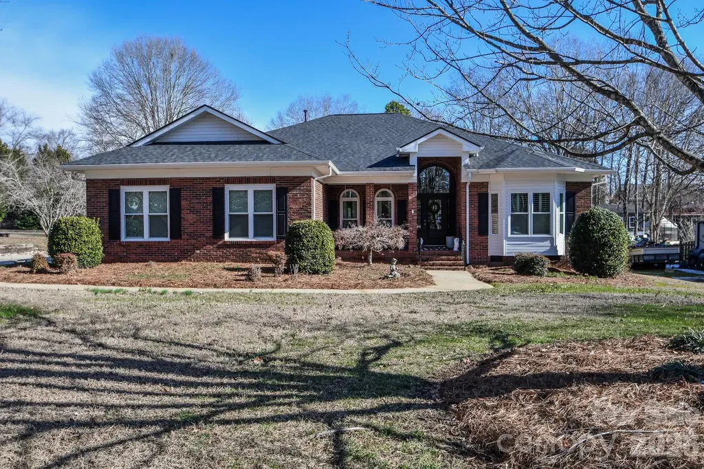 5314 Woodridge Drive Monroe NC 28110