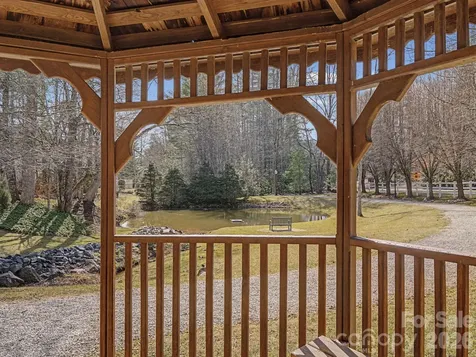 220 Jonathan Creek Drive Etowah NC 28729