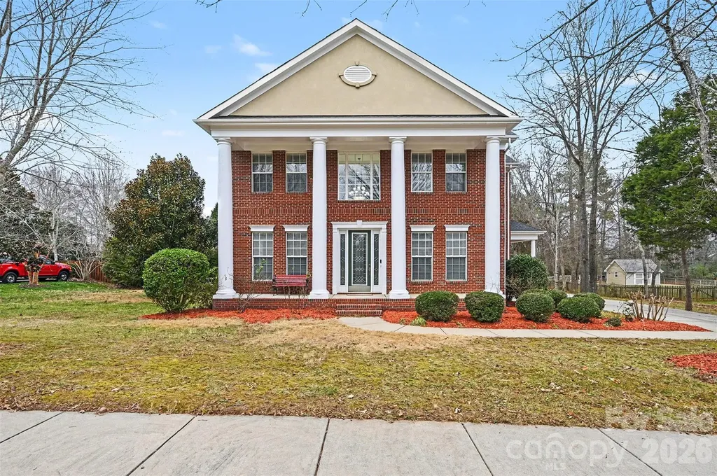 1305 Linden Glen Drive Matthews NC 28104