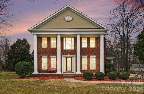 1305 Linden Glen Drive Matthews NC 28104