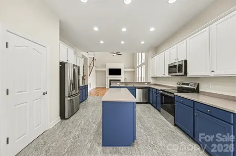 1305 Linden Glen Drive Matthews NC 28104