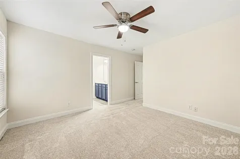 1305 Linden Glen Drive Matthews NC 28104