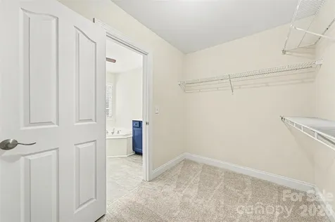 1305 Linden Glen Drive Matthews NC 28104