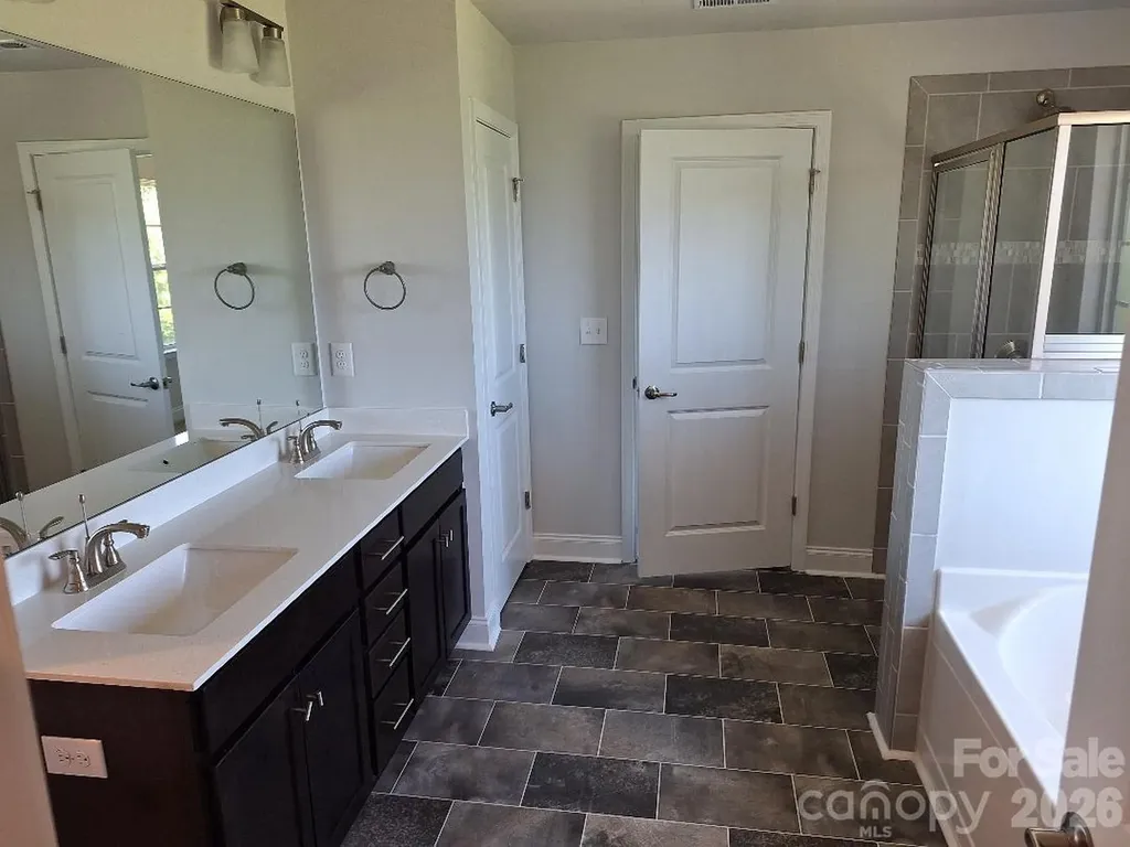 192 Mountain Island Drive Statesville NC 28677