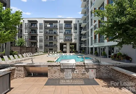 500 W Trade Street Charlotte NC 28202