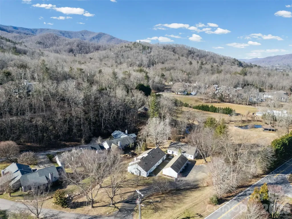 102 Llama Way Black Mountain NC 28711