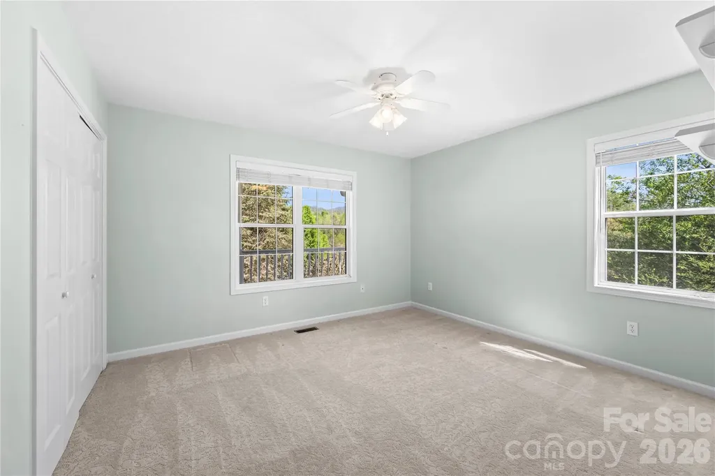 335 Hemlock Spring Trail Weaverville NC 28787