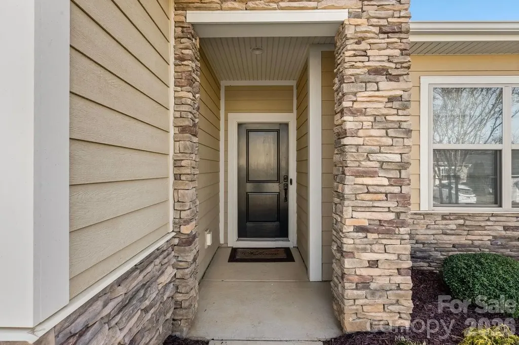 4843 Looking Glass Trail Denver NC 28037
