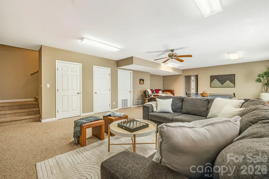 269 Woodstock Drive Burnsville NC 28714