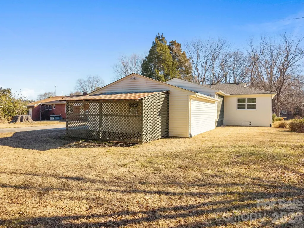 1950 Rosemont Street Salisbury NC 28144