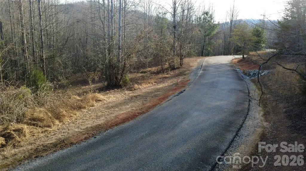 147 Double Eagle Drive Nebo NC 28761
