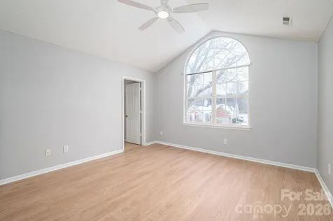 2816 Robyns Glen Drive Charlotte NC 28269