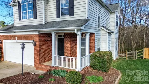 2816 Robyns Glen Drive Charlotte NC 28269