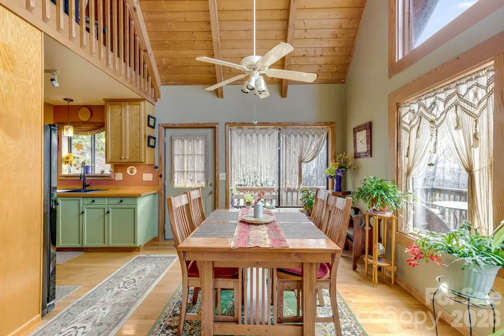 170 Wonderwood Lane Clyde NC 28721