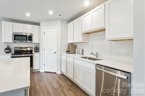 1473 Ardmore Drive Sherrills Ford NC 28673