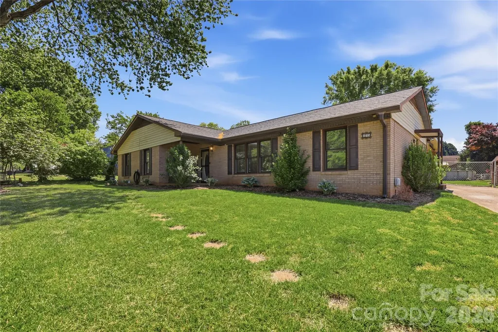 125 Southwood Park Road Mooresville NC 28117