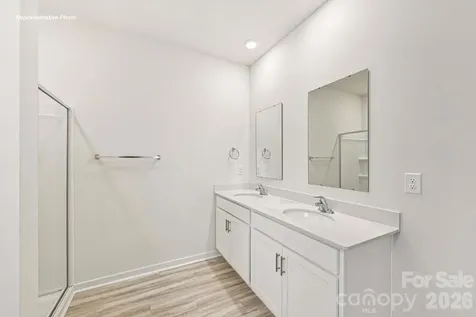 471 Dazzle Loop Newton NC 28658