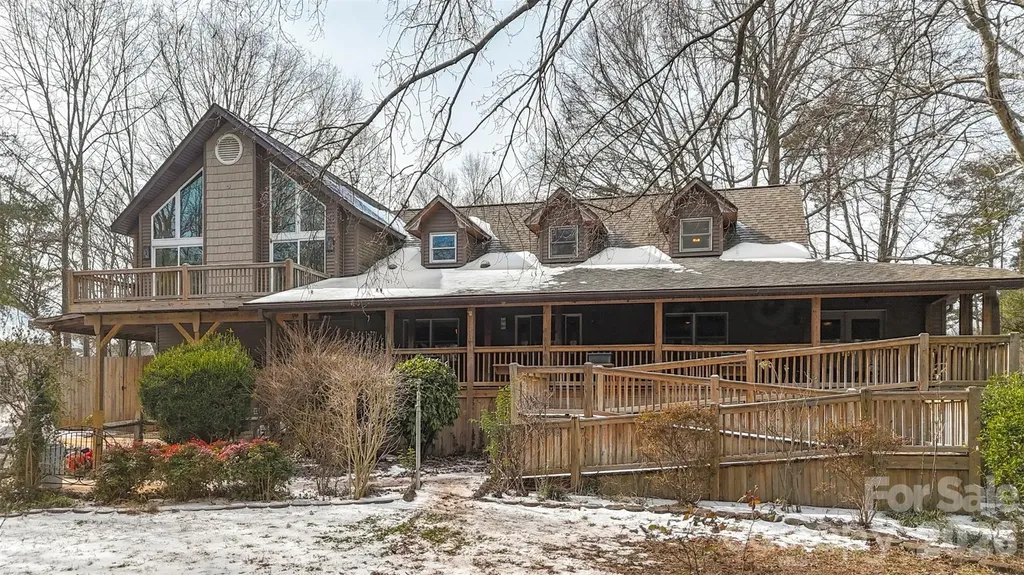 1842 Rock Springs Circle Denver NC 28037