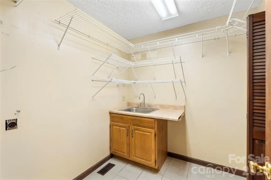 1842 Rock Springs Circle Denver NC 28037