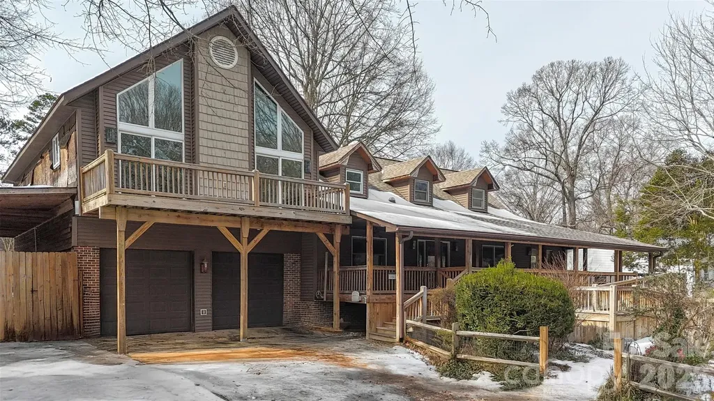 1842 Rock Springs Circle Denver NC 28037