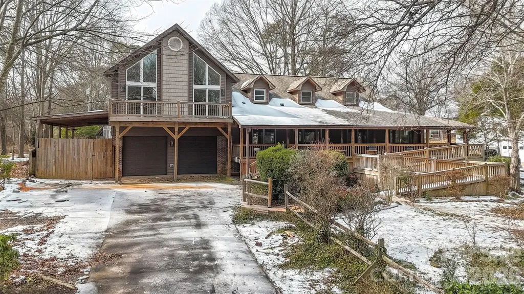 1842 Rock Springs Circle Denver NC 28037