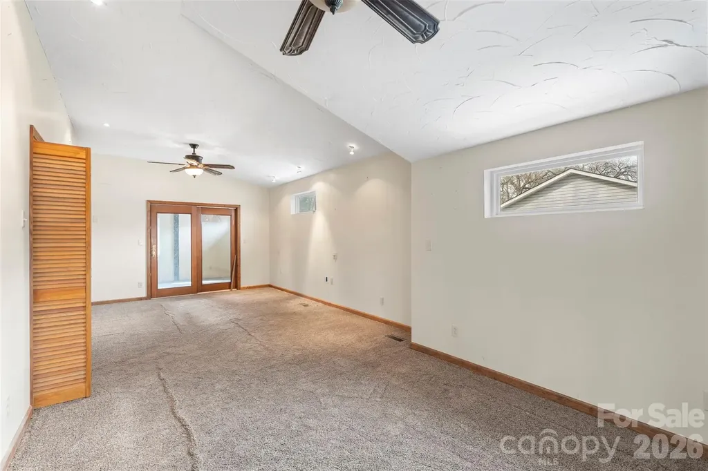 1842 Rock Springs Circle Denver NC 28037