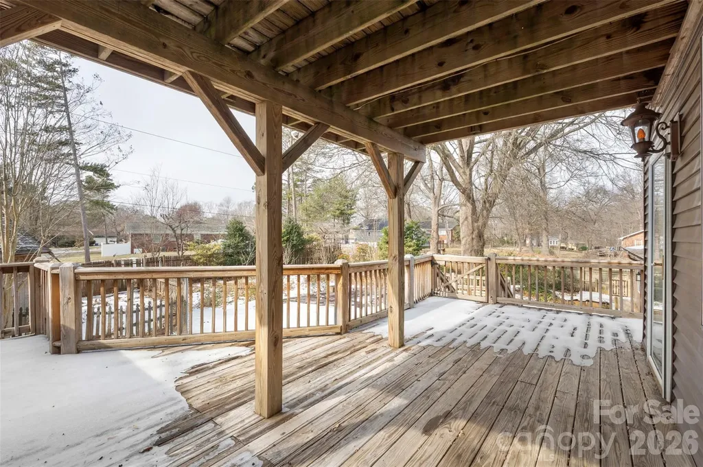 1842 Rock Springs Circle Denver NC 28037