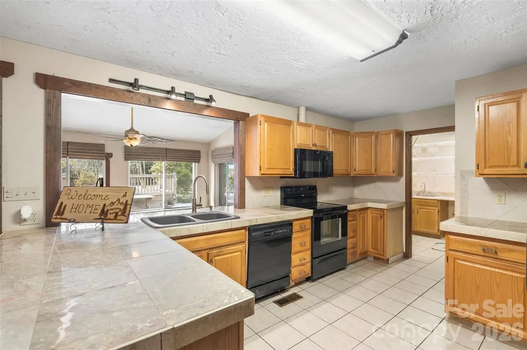 1842 Rock Springs Circle Denver NC 28037