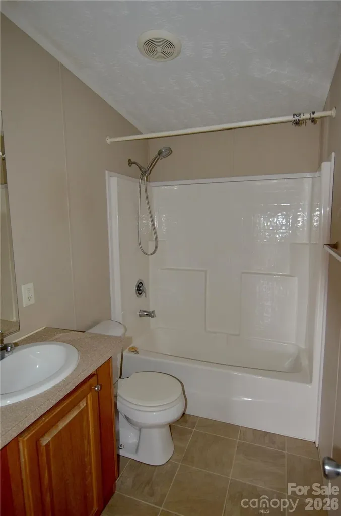 73 Walton Place Drive Nebo NC 28761