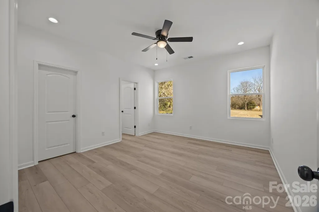 111 E Earnhardt Street Salisbury NC 28144
