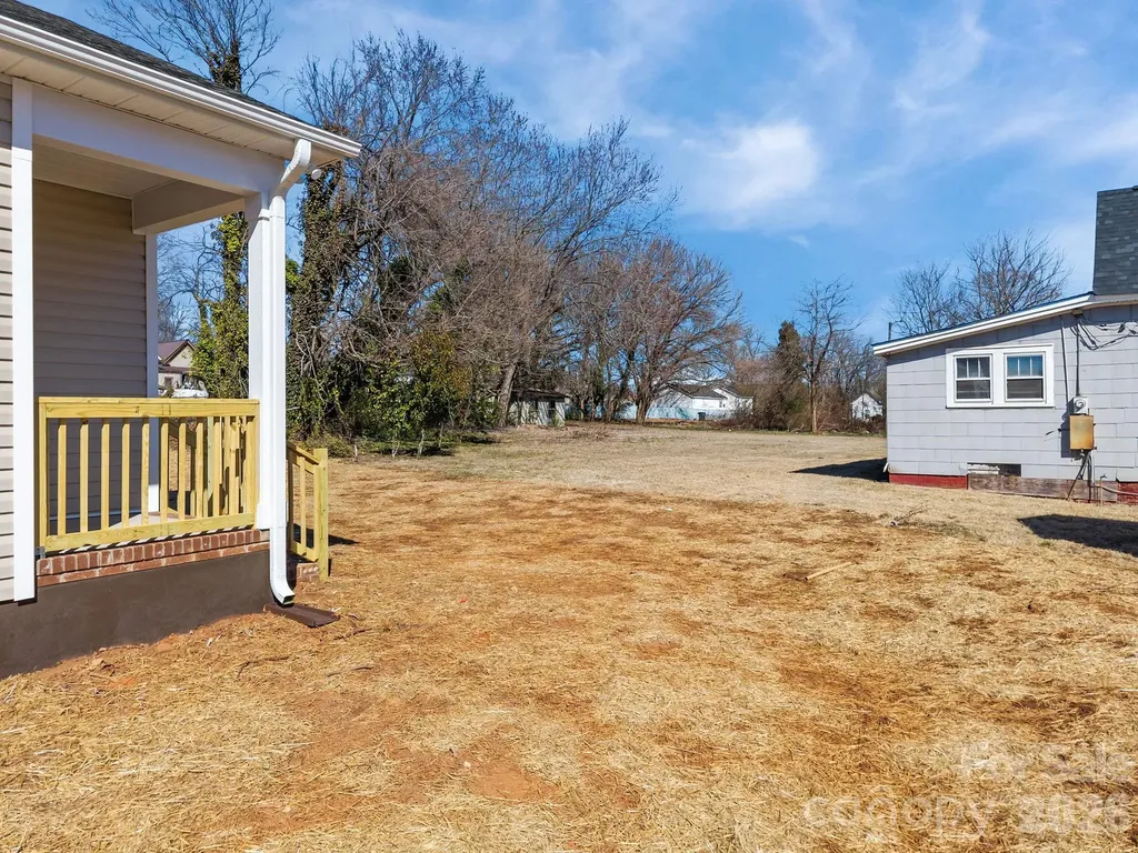 111 E Earnhardt Street Salisbury NC 28144