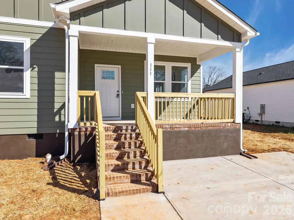 111 E Earnhardt Street Salisbury NC 28144