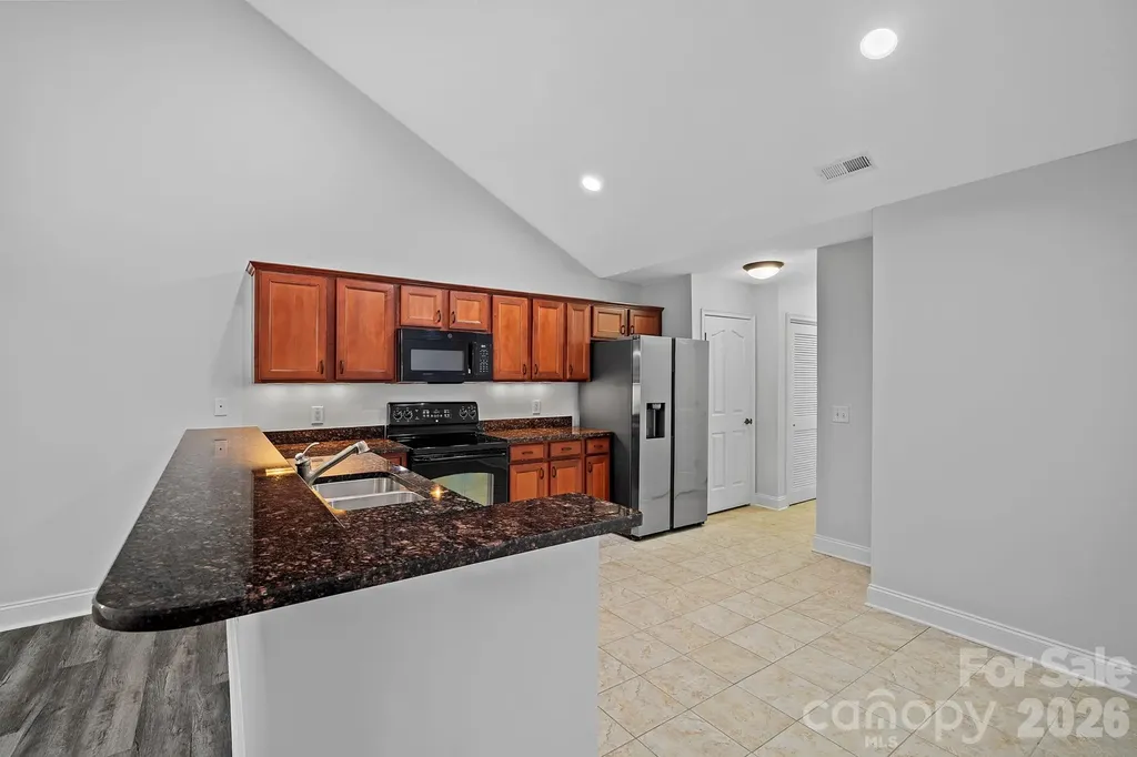 6 Mountain Meadow Circle Weaverville NC 28787