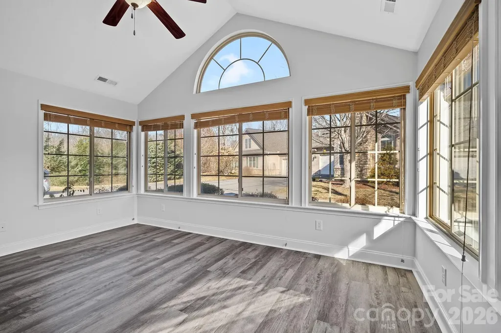 6 Mountain Meadow Circle Weaverville NC 28787