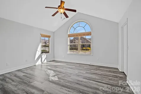 6 Mountain Meadow Circle Weaverville NC 28787