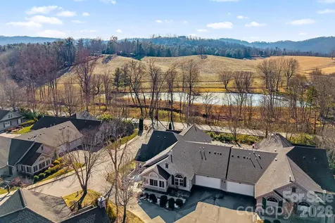 6 Mountain Meadow Circle Weaverville NC 28787