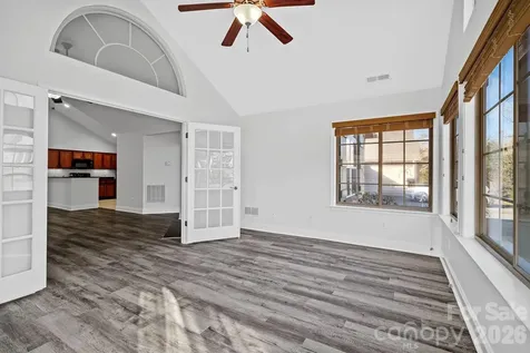 6 Mountain Meadow Circle Weaverville NC 28787