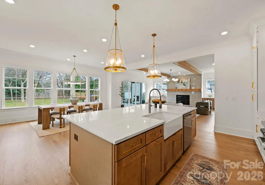 4349 Castleton Road Charlotte NC 28211