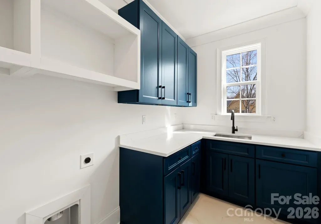 4349 Castleton Road Charlotte NC 28211