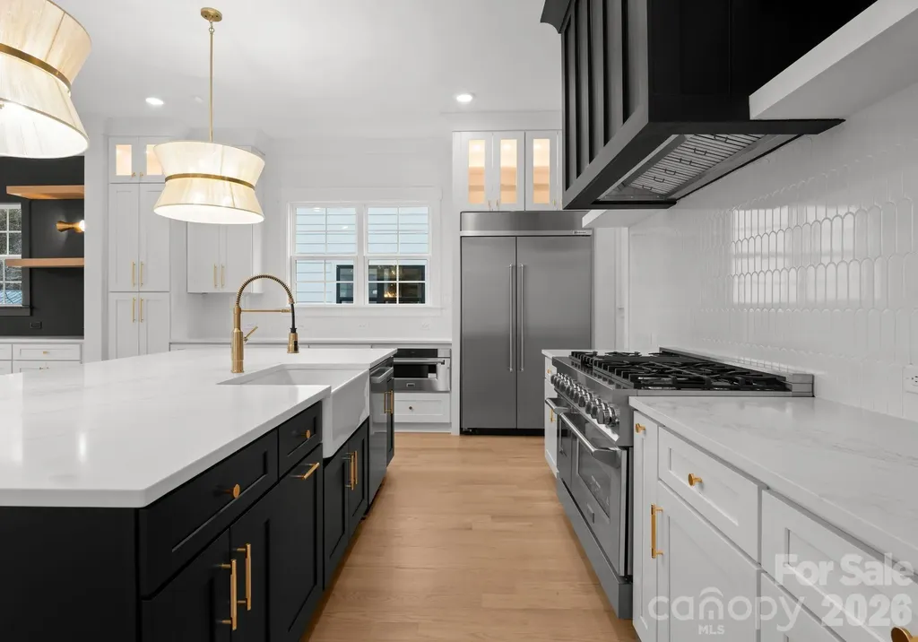 4345 Castleton Road Charlotte NC 28211